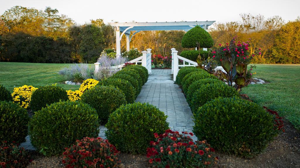 Rabbit Creek Bed & Breakfast Versailles 外观 照片