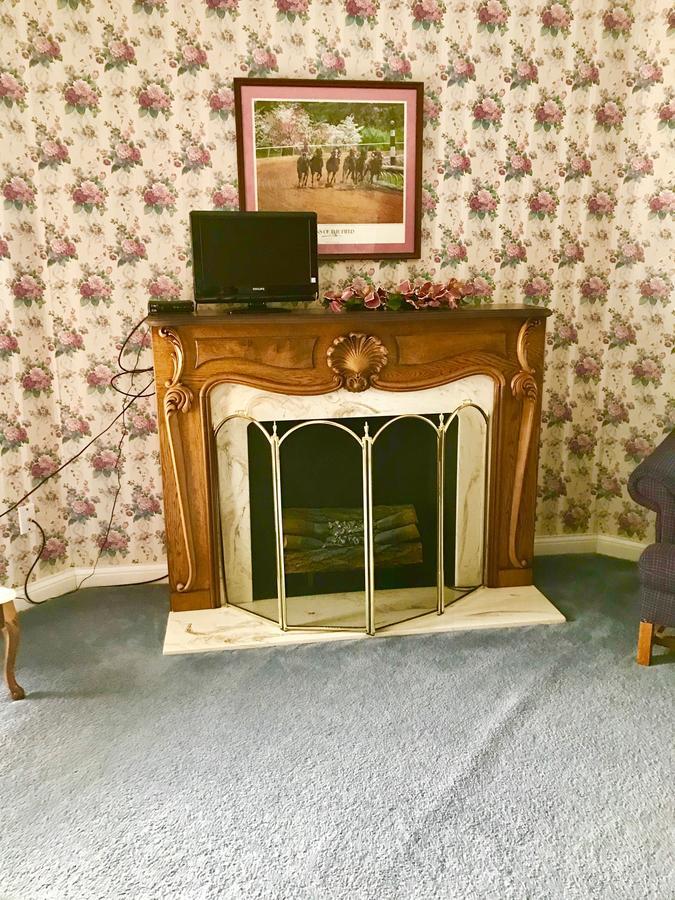 Rabbit Creek Bed & Breakfast Versailles 外观 照片