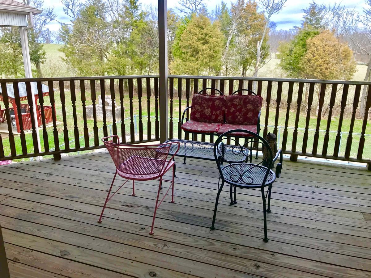 Rabbit Creek Bed & Breakfast Versailles 外观 照片