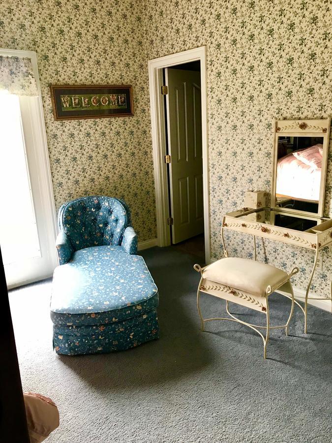 Rabbit Creek Bed & Breakfast Versailles 外观 照片